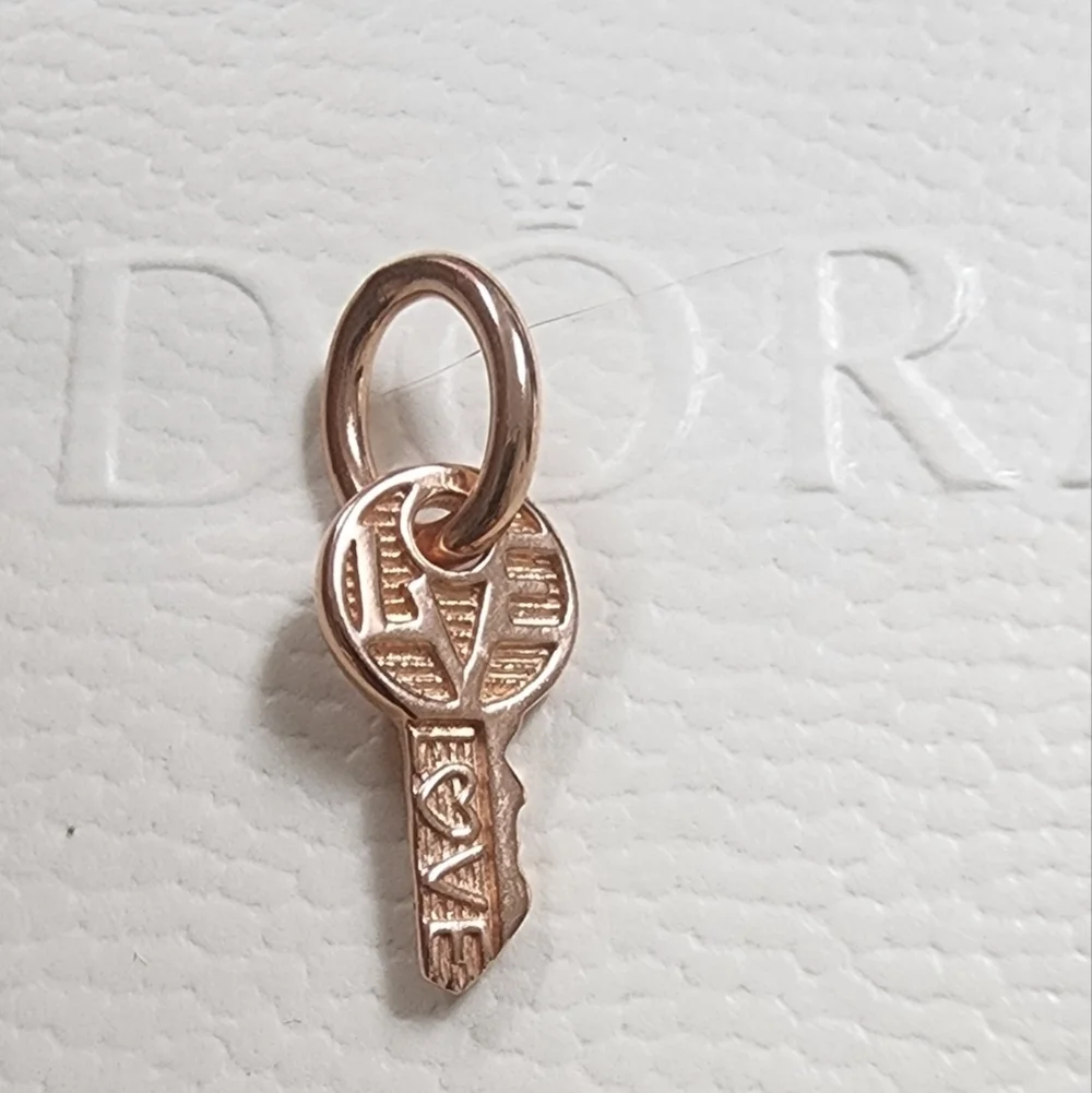 Pandora Key Dangle Charm, Rose Gold-Plated - Picture 1 of 7